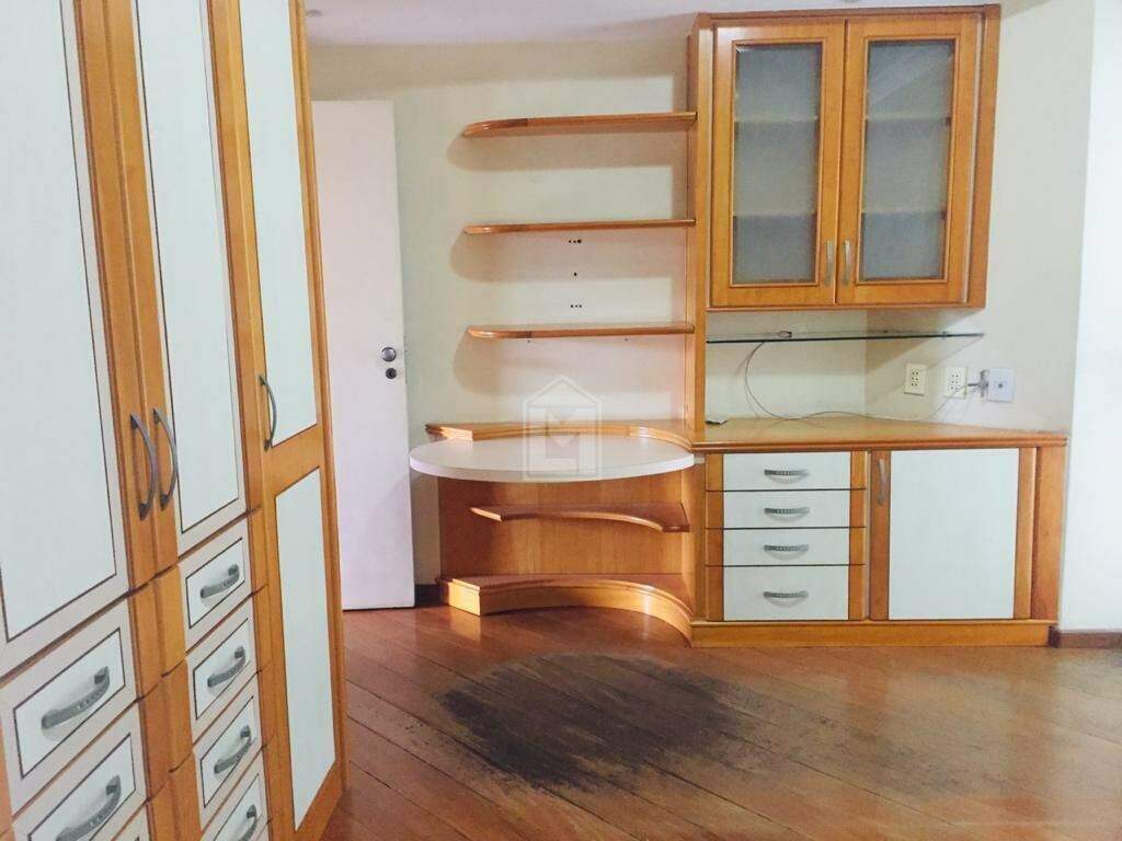 Apartamento à venda com 4 quartos, 168m² - Foto 14