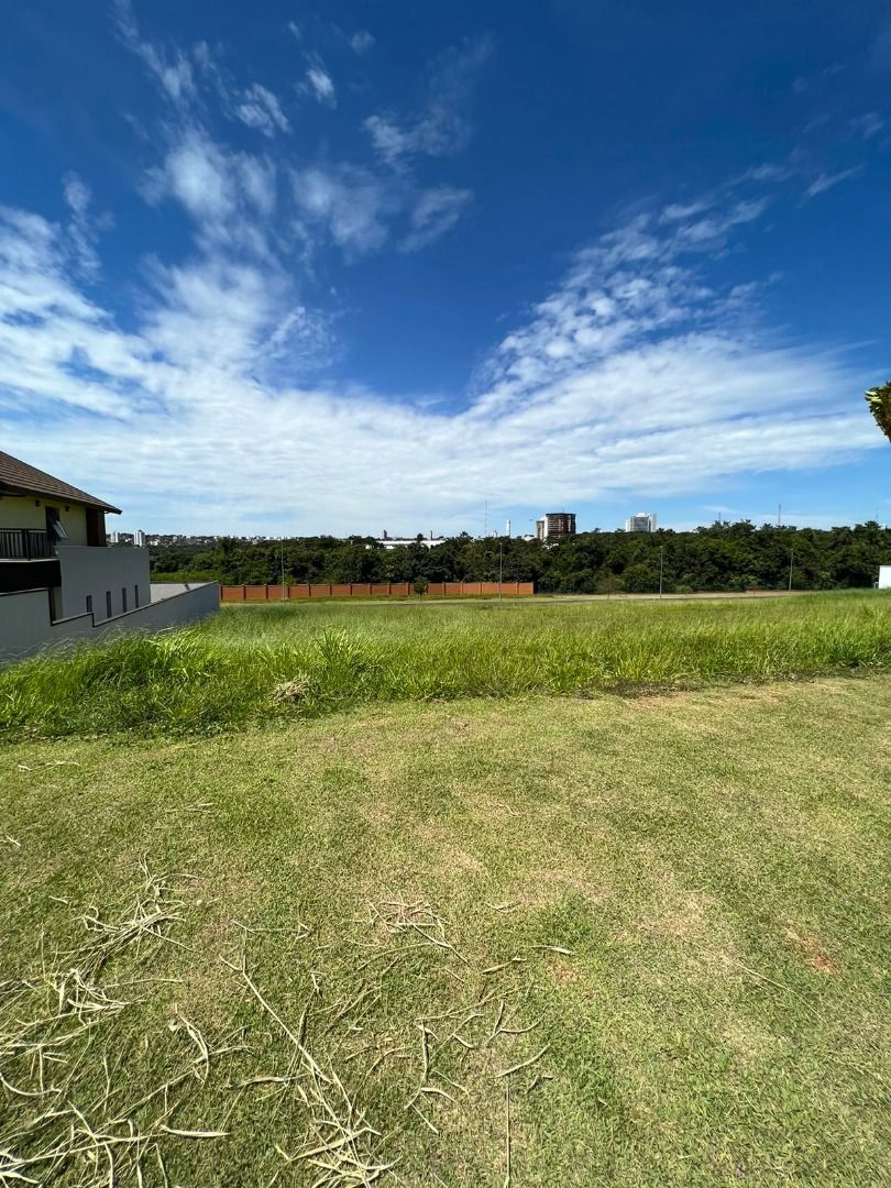 Lote em condomínio à venda no Condomínio Alphaville 2: 