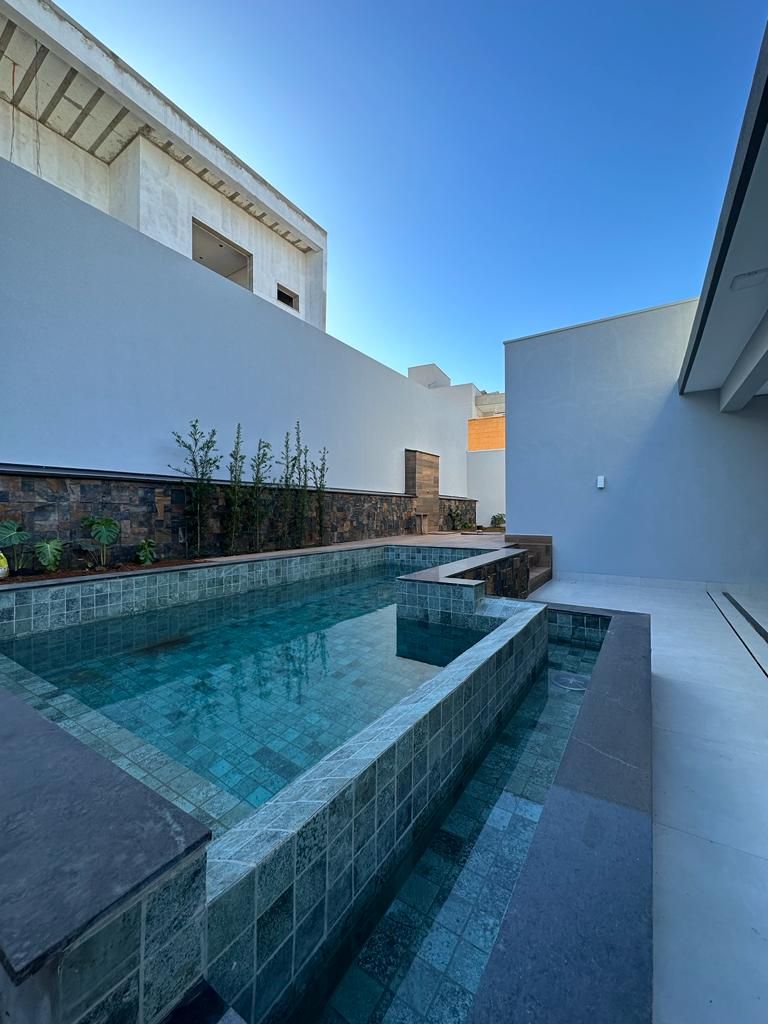 Casa em condomínio à venda no Condomínio Alphaville 1: 