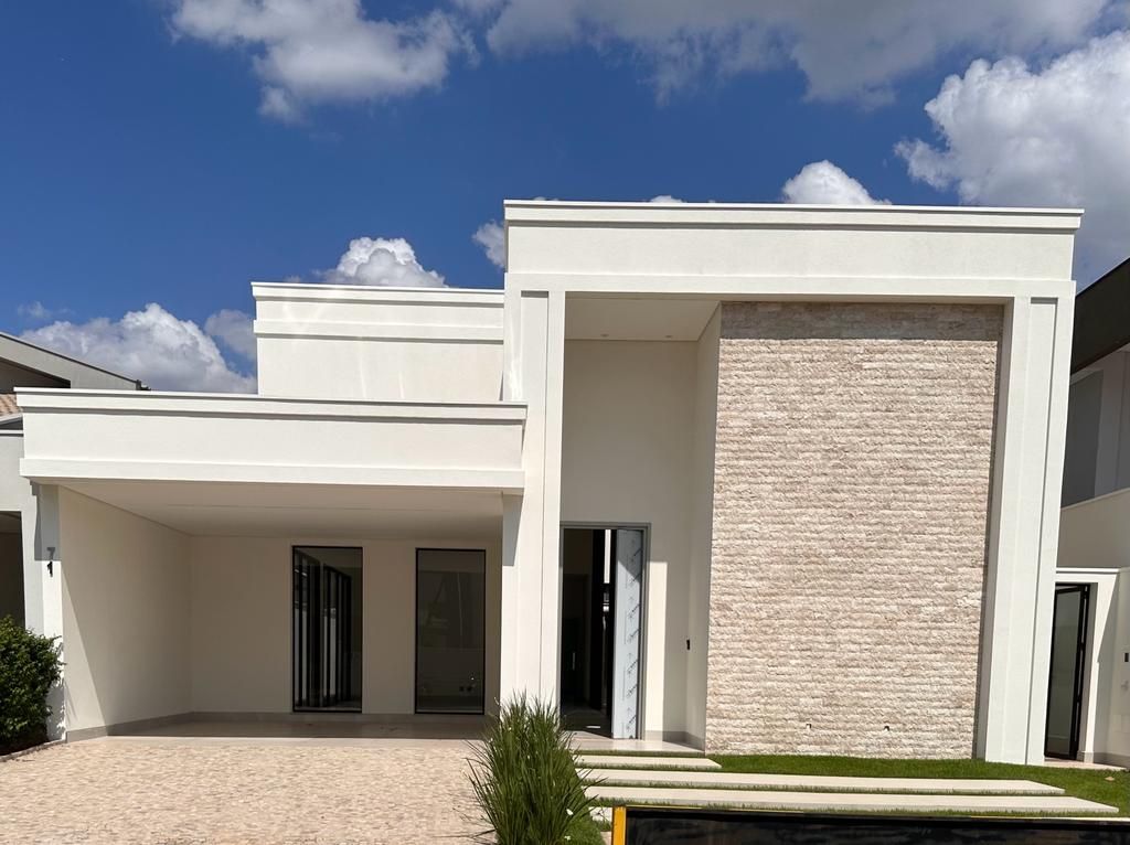 Casa em condomínio à venda no Condomínio Jardim Versailles: 