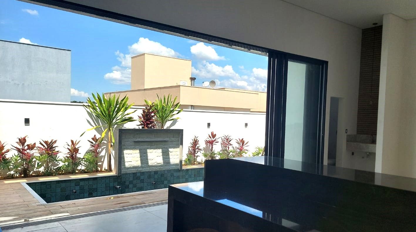 Casa à venda no Jardins Gênova: 