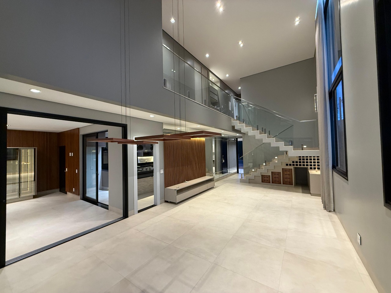 Casa em condomínio à venda no Condomínio Reserva dos Ipês: 