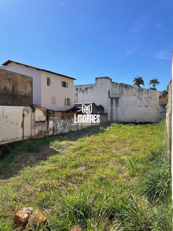 Terreno à venda no Centro: 