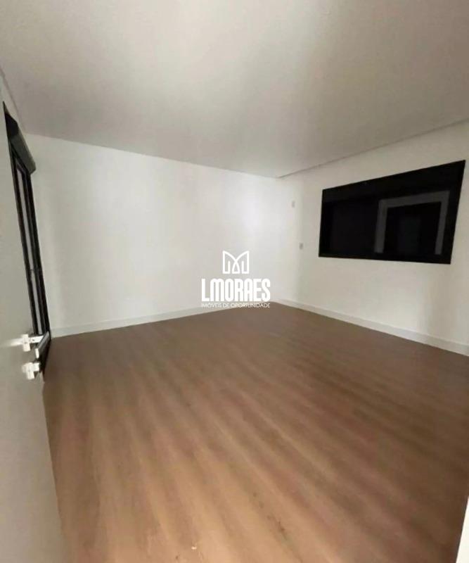 Casa em condomínio à venda no Condomínio Jardim Versailles: 