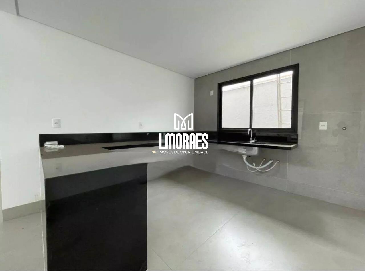 Casa em condomínio à venda no Condomínio Jardim Versailles: 