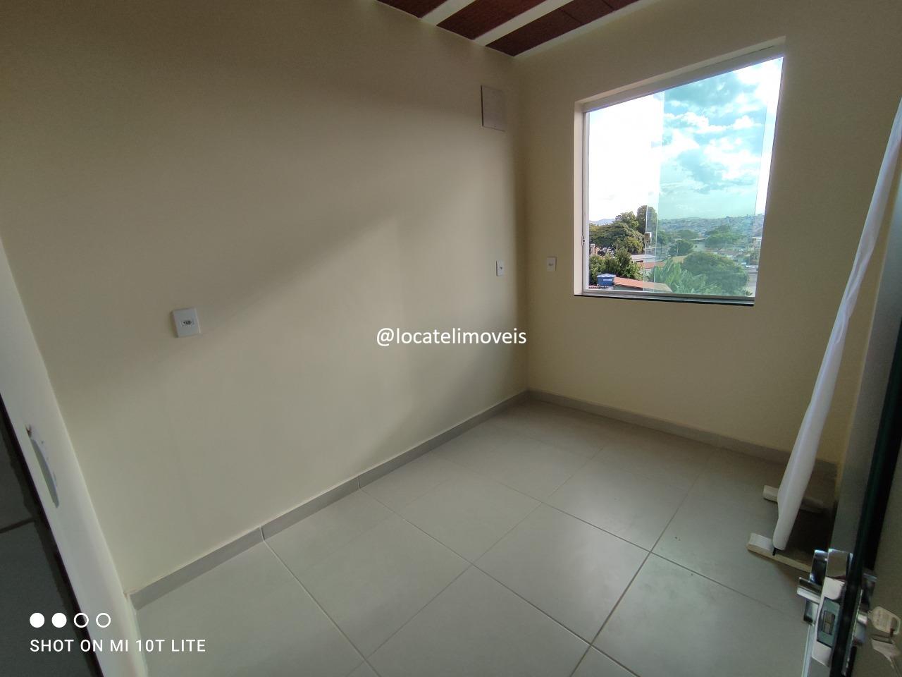 Kitnet para aluguel no Flávio Marques Lisboa: 