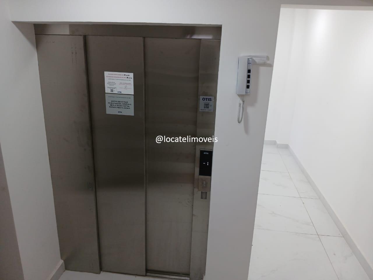 Apartamento à venda no Barreiro: 