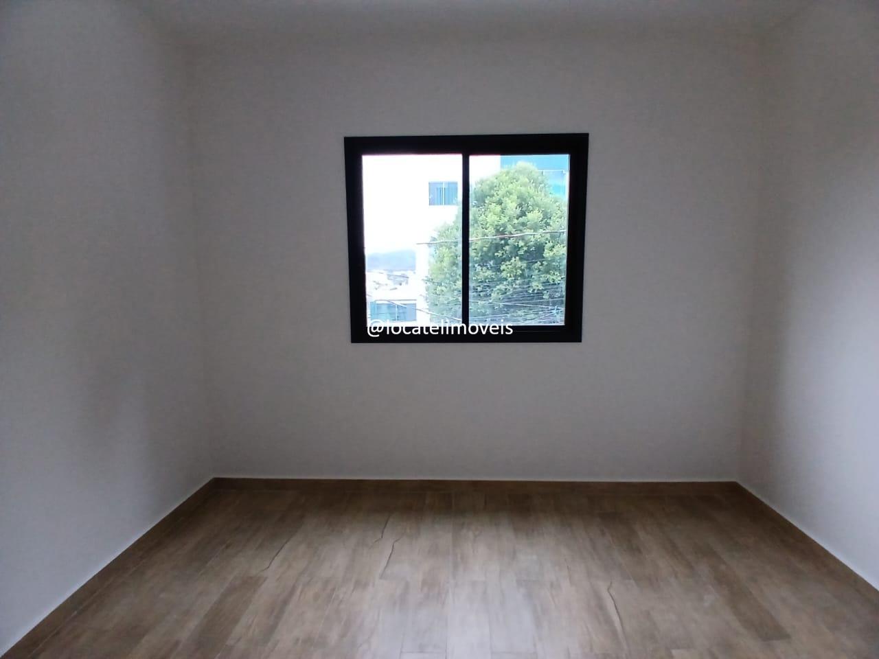 Apartamento à venda no Barreiro: 