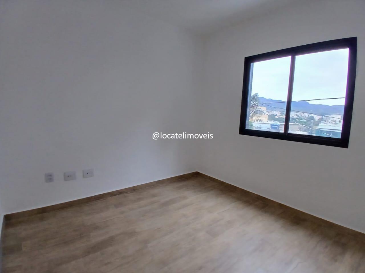 Apartamento à venda no Barreiro: 
