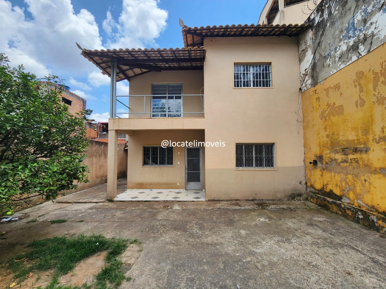 Casa à venda no Bonsucesso: 