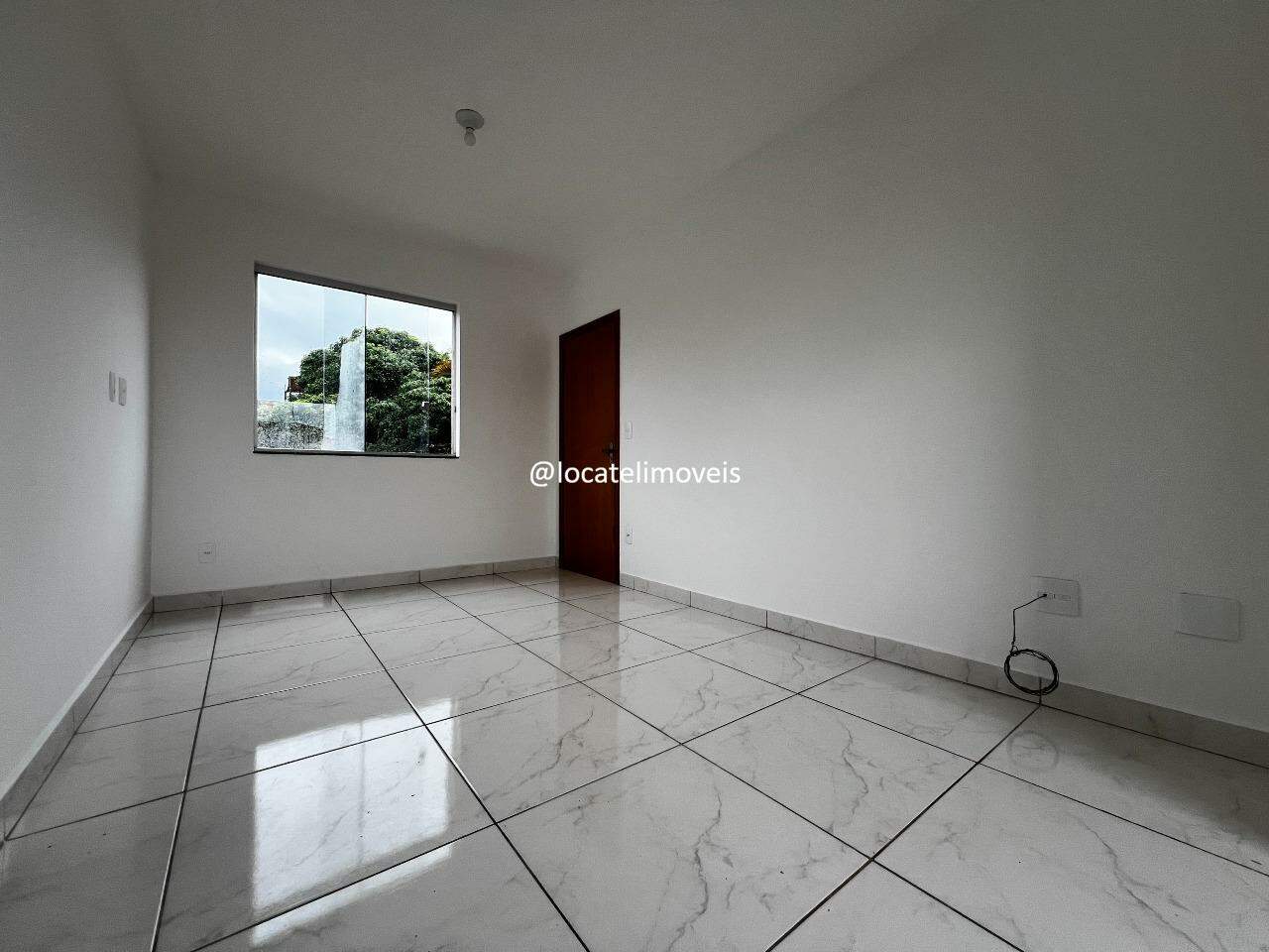 Apartamento para aluguel no Flávio Marques Lisboa: 
