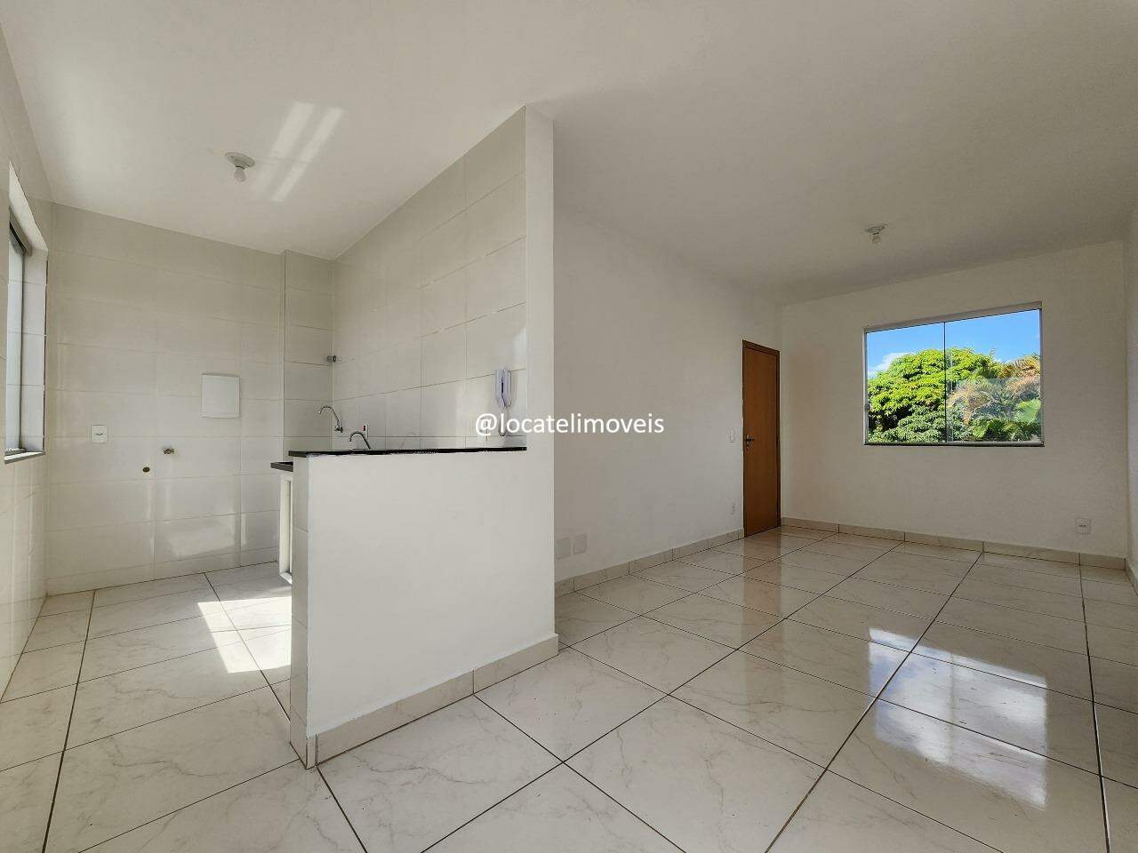 Apartamento para aluguel no Flávio Marques Lisboa: 