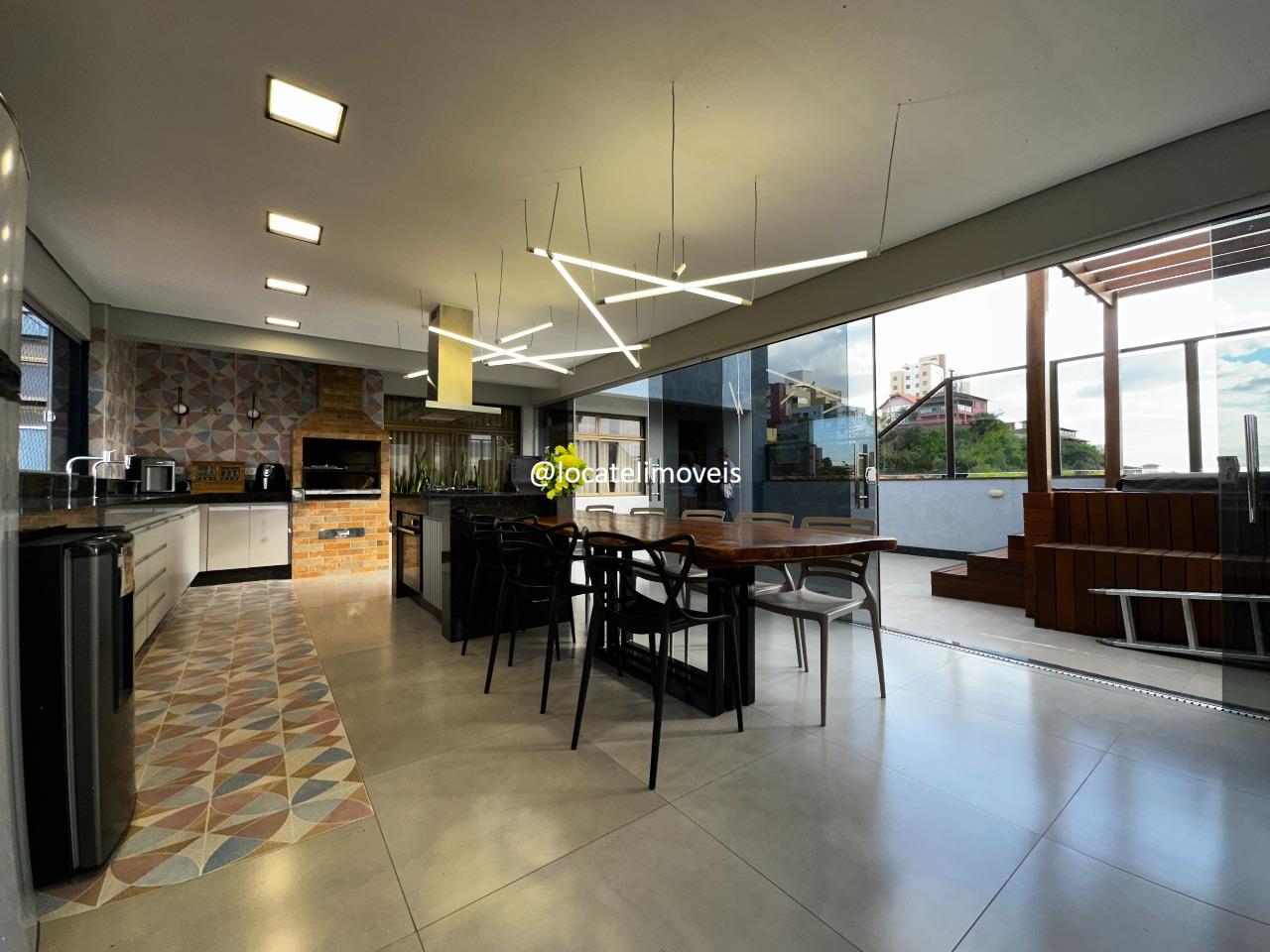 Cobertura à venda no Barreiro: 