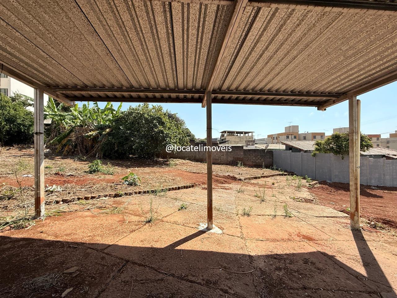 Lote para aluguel no Bonsucesso: 