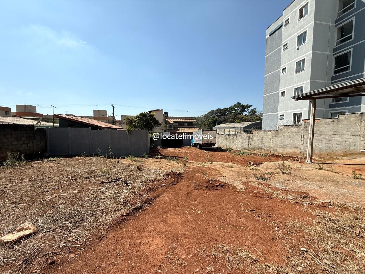 Lote para aluguel no Bonsucesso: 