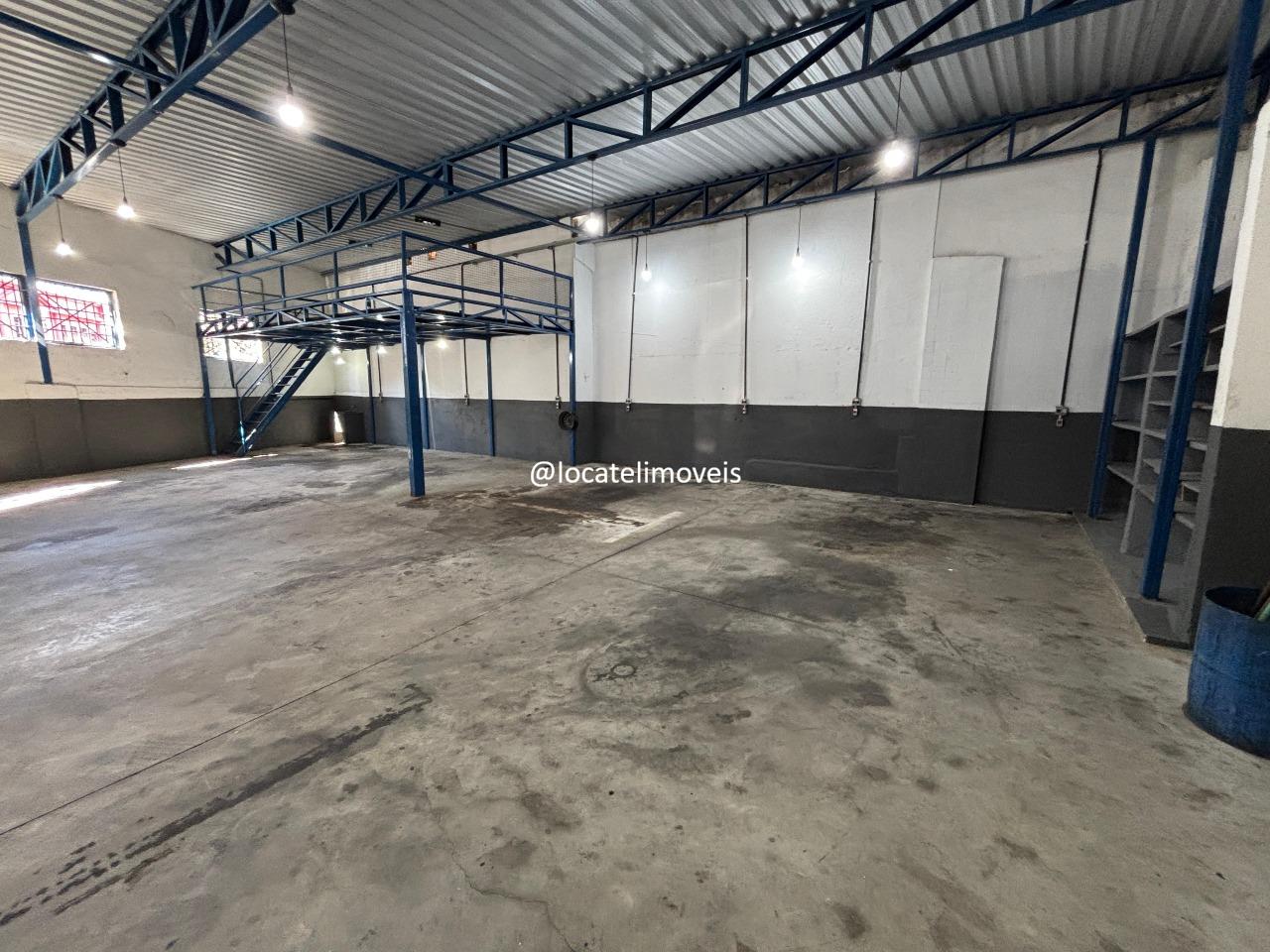 Galpão à venda no Carmo: 