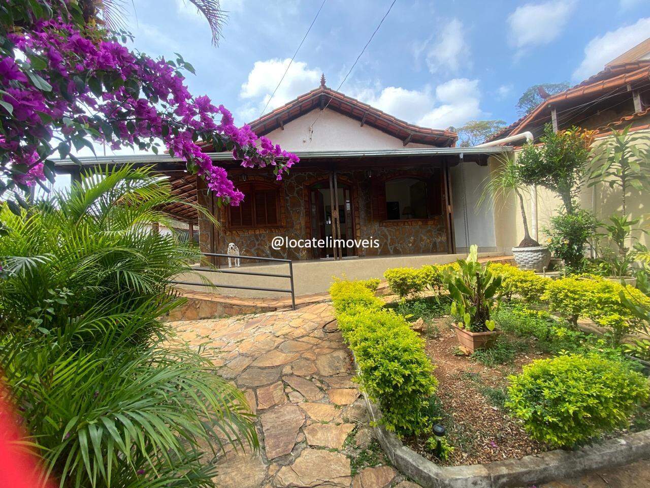Casa à venda no Barreiro: 