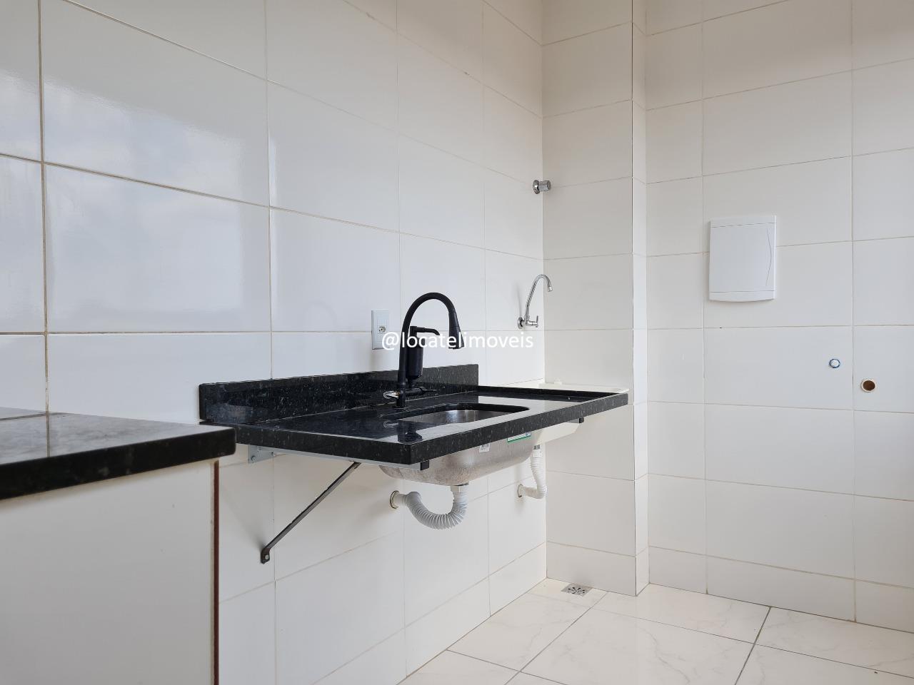 Apartamento para aluguel no Flávio Marques Lisboa: 