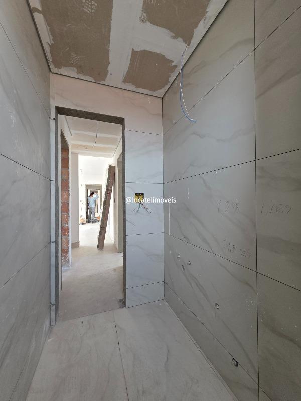 Apartamento à venda no Barreiro: 