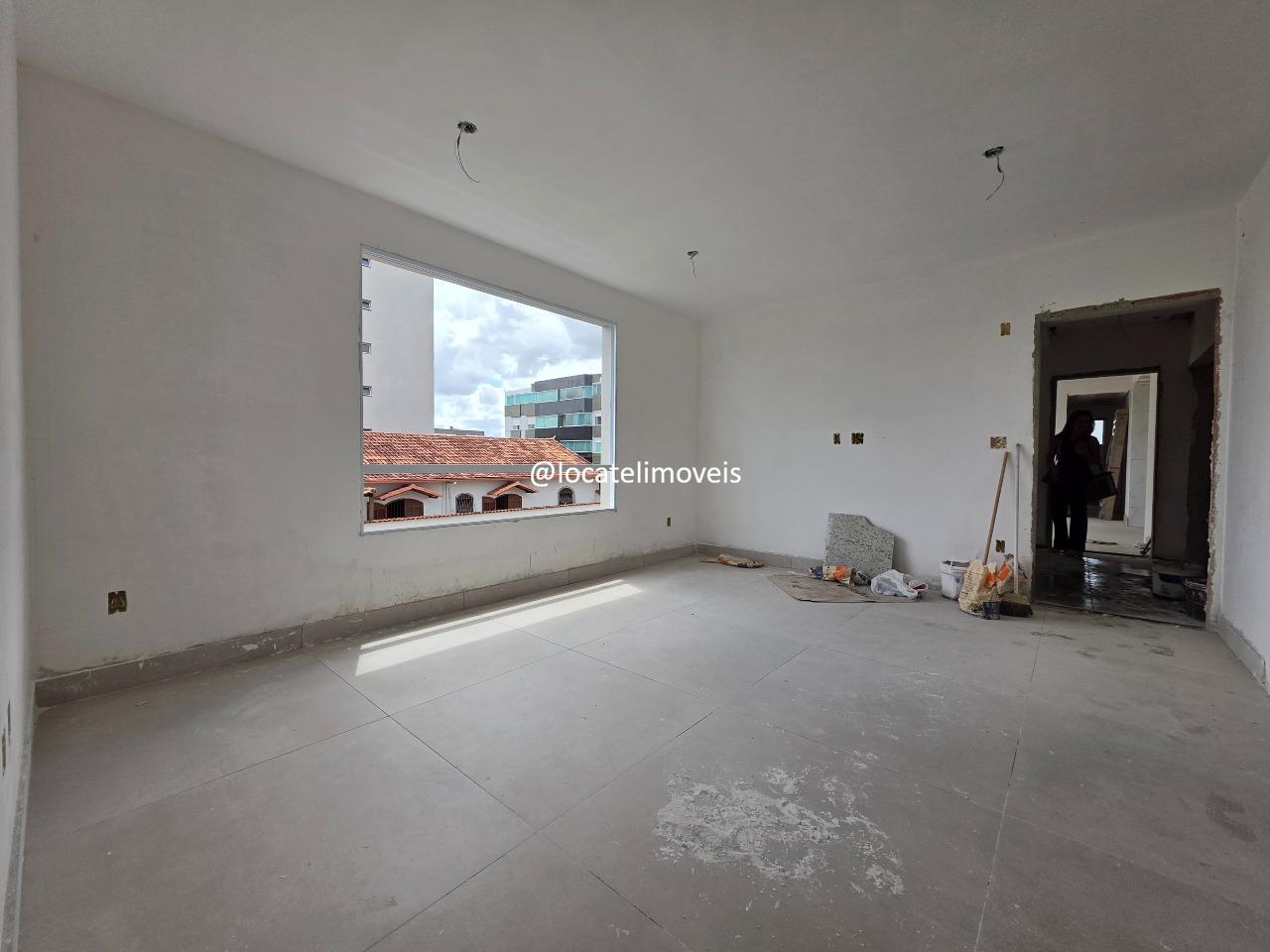 Apartamento à venda no Barreiro: 