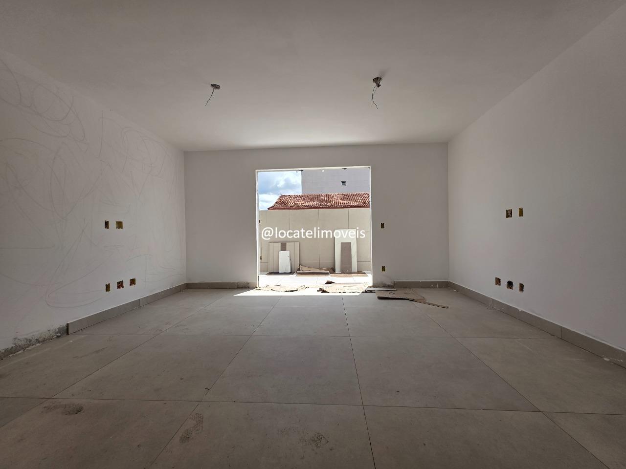 Área privativa à venda no Barreiro: 