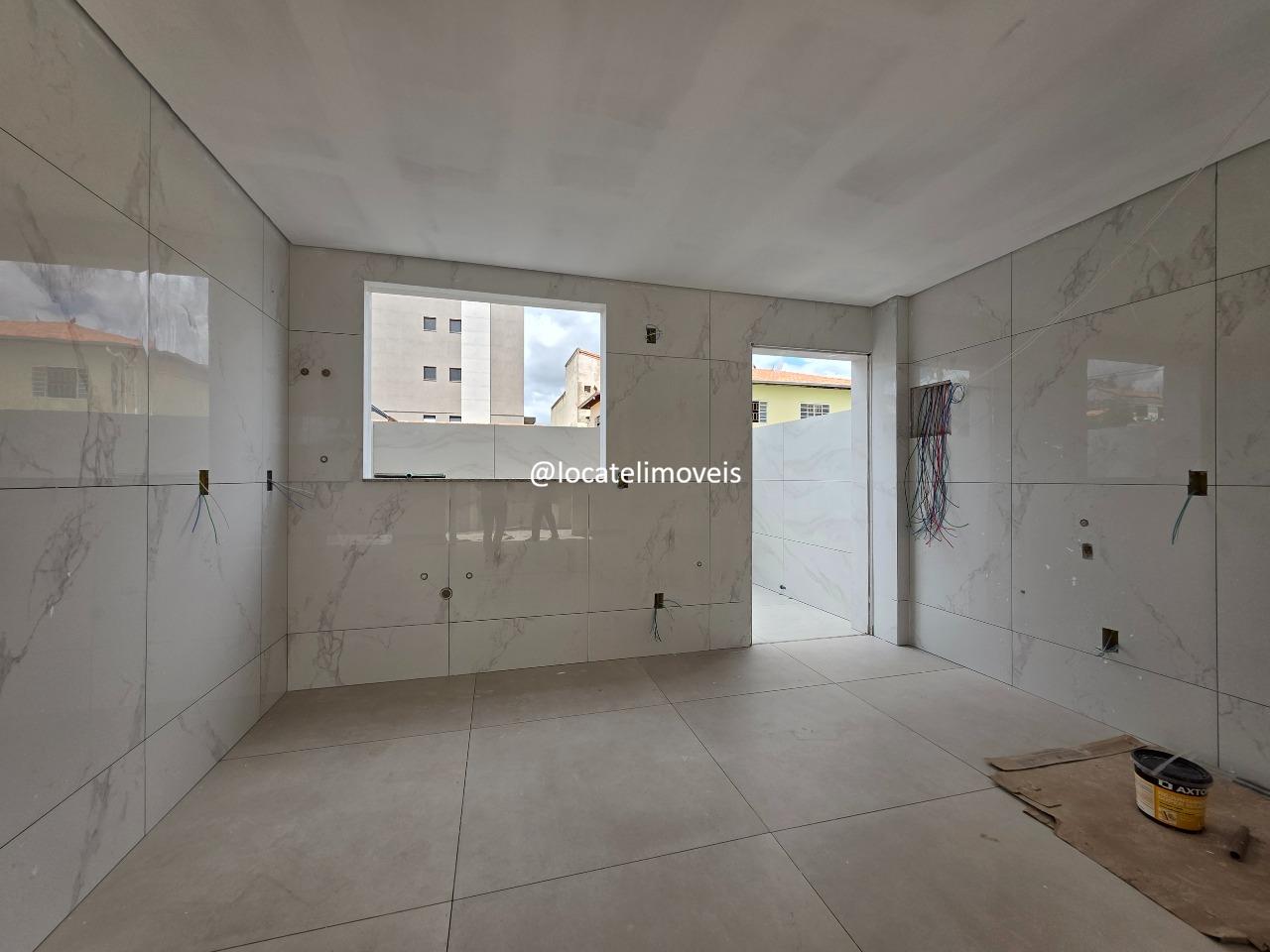 Área privativa à venda no Barreiro: 