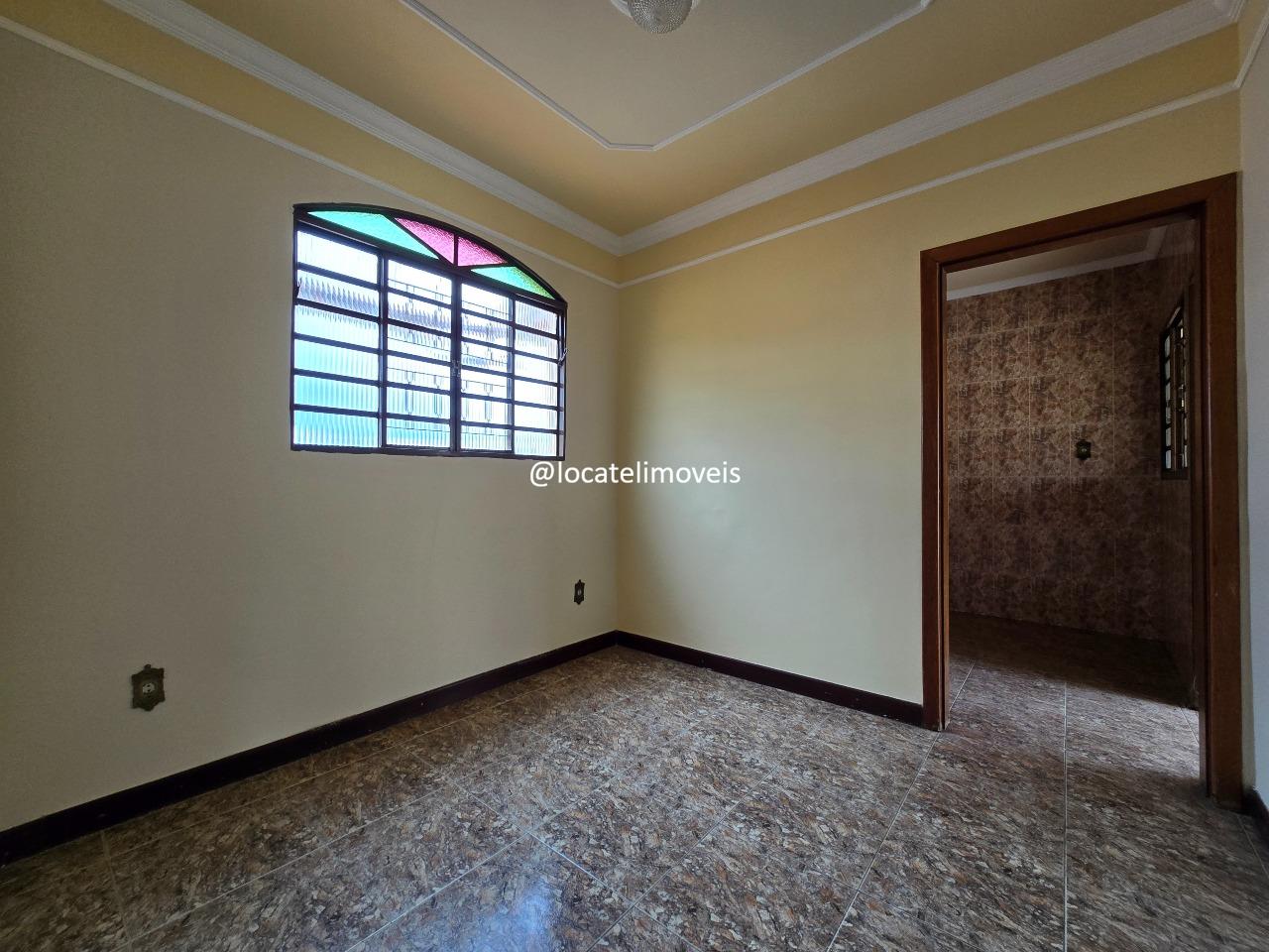 Casa geminada à venda no Milionários: 