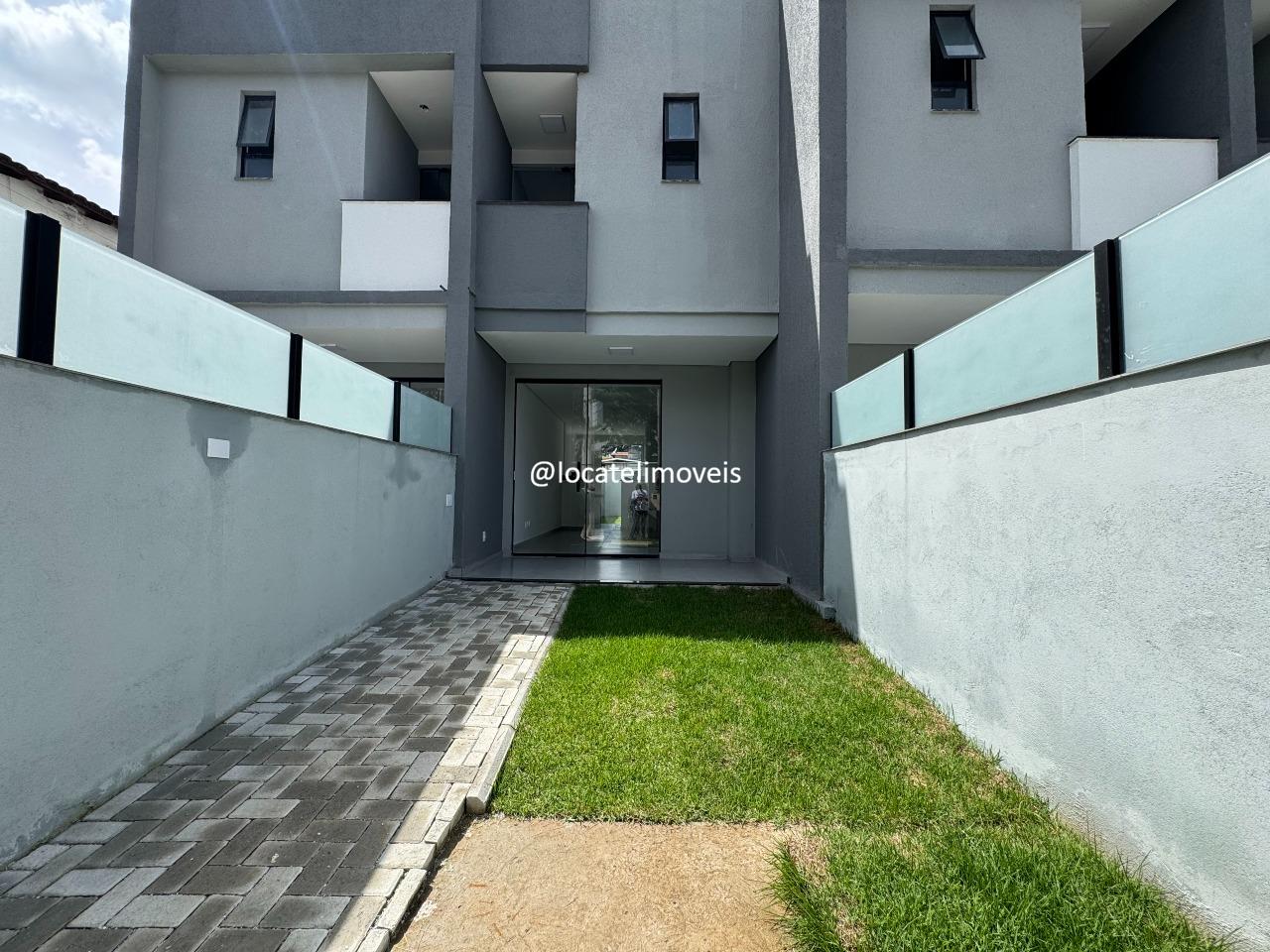 Casa geminada à venda no Tirol: 