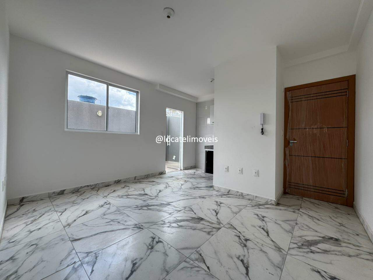 Área privativa à venda no Lago Azul 1ª Seção: 