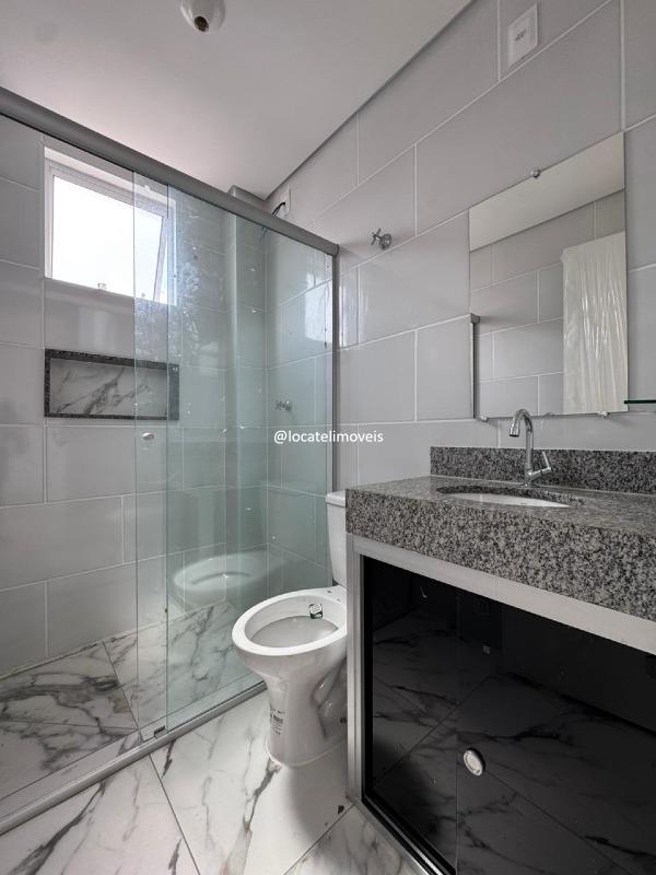 Apartamento à venda no Lago Azul 1ª Seção: 