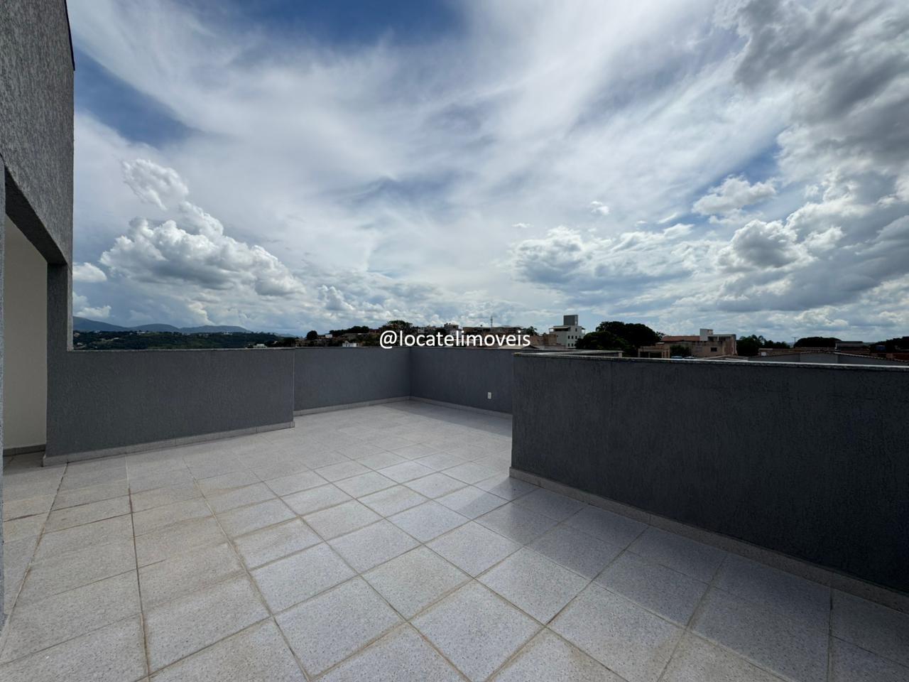 Cobertura à venda no Lago Azul 1ª Seção: 