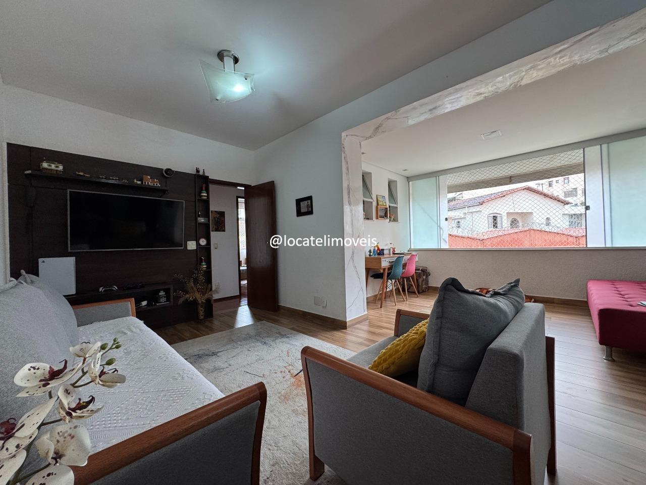 Apartamento à venda no Jardim América: 