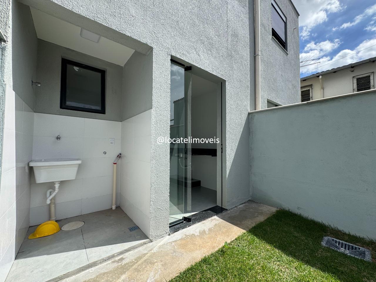 Casa geminada à venda no Tirol: 