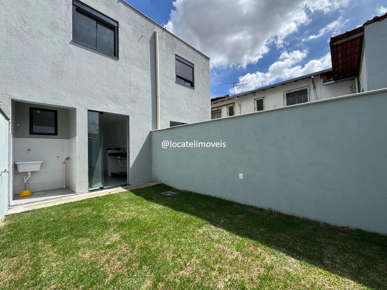 Casa geminada à venda no Tirol: 