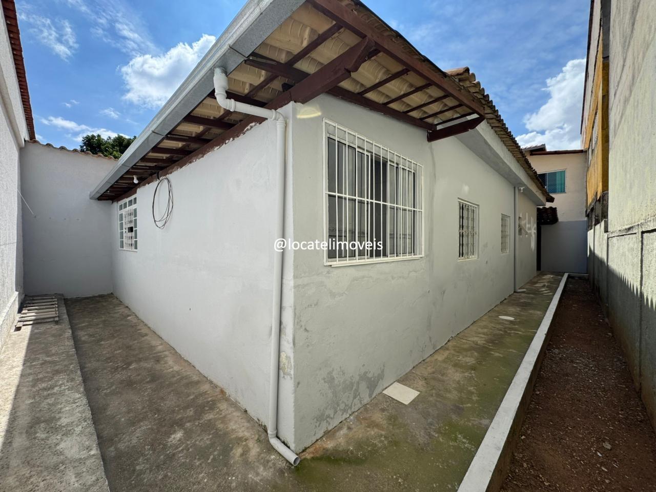 Casa para aluguel no Brasil Industrial: 