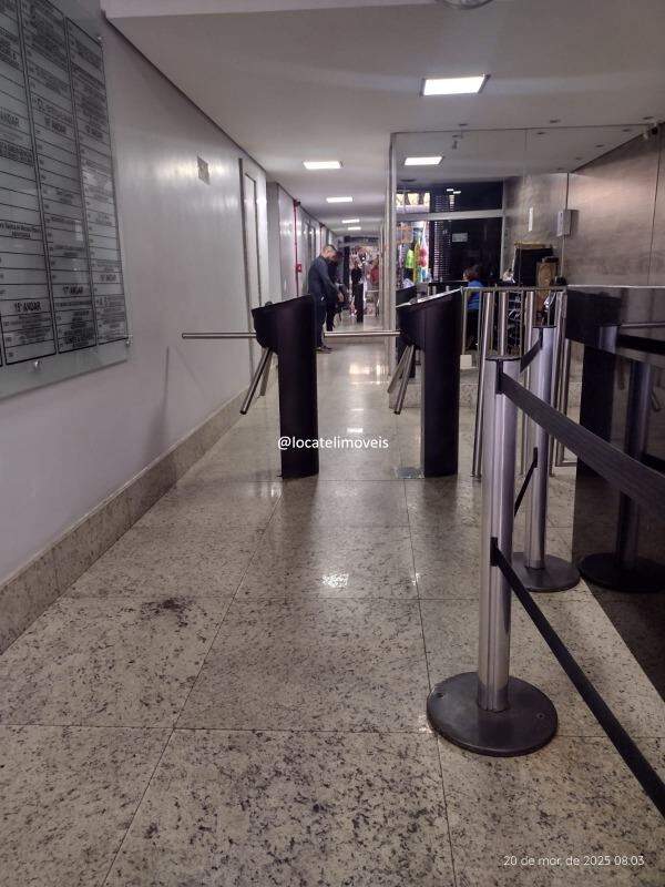 Sala para aluguel no Barro Preto: 