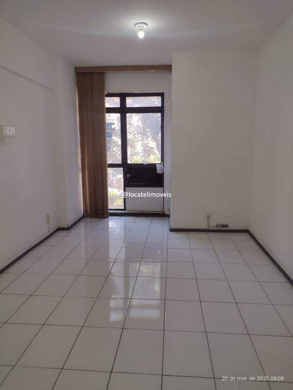 Sala para aluguel no Barro Preto: 