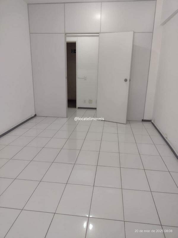 Sala para aluguel no Barro Preto: 