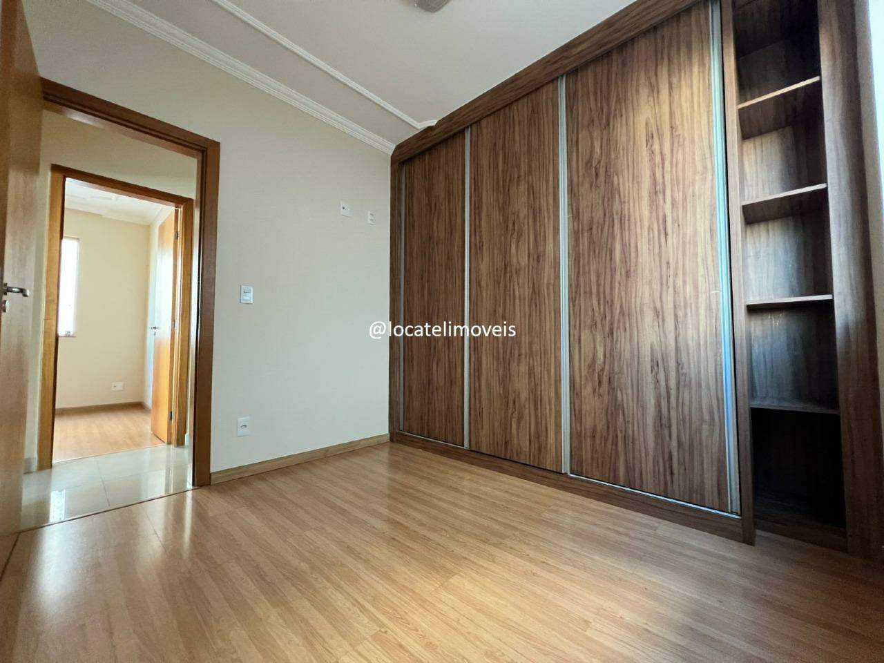 Apartamento para aluguel no Diamante: 