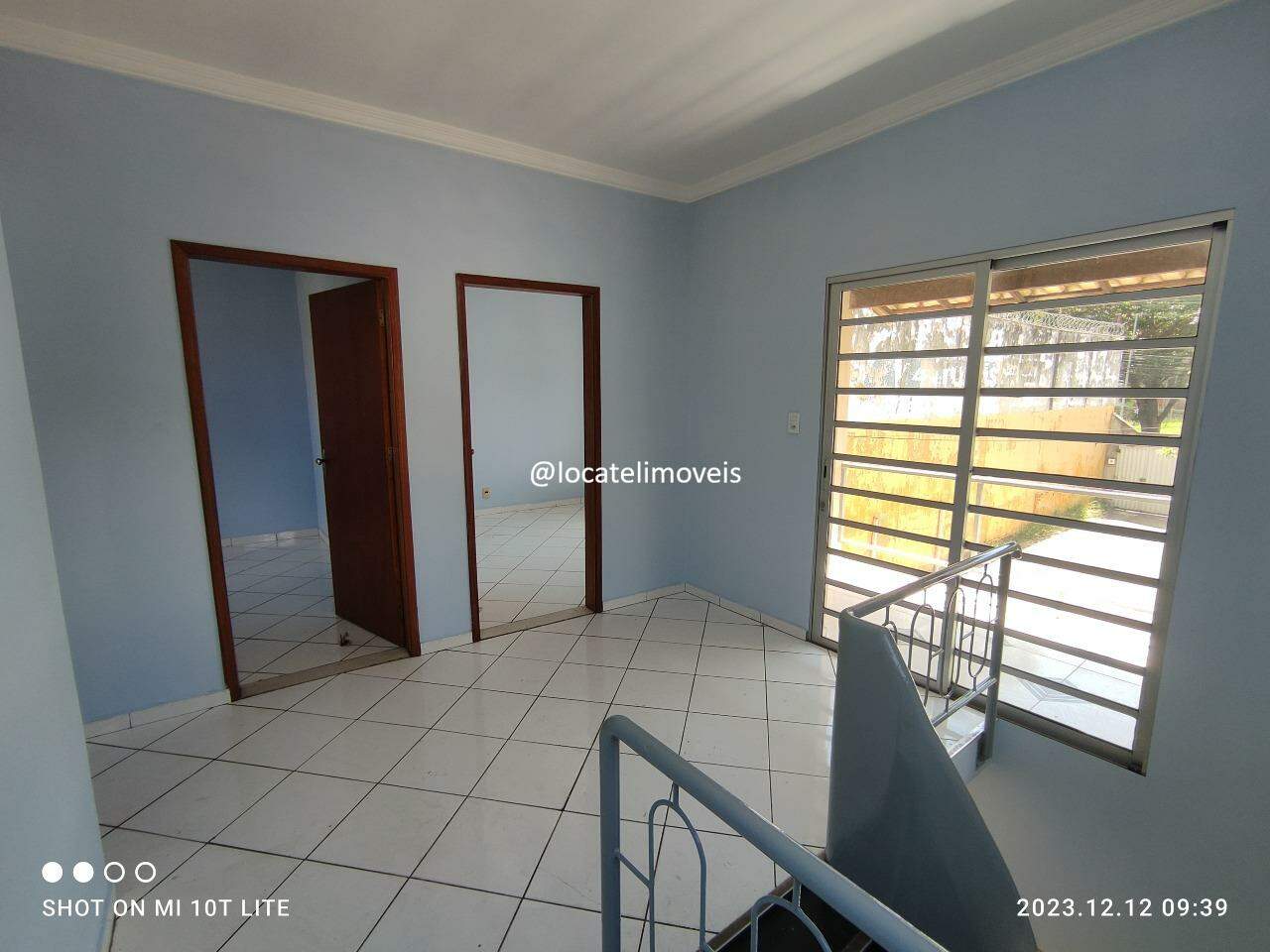 Casa para aluguel no Flávio Marques Lisboa: sala parte de cima