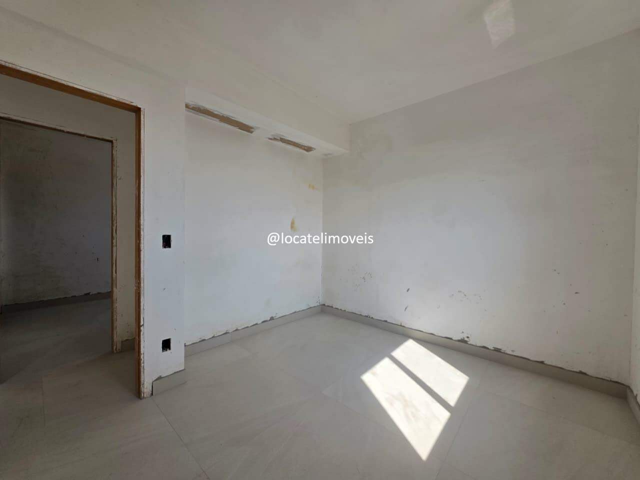 Apartamento à venda no Barreiro: 