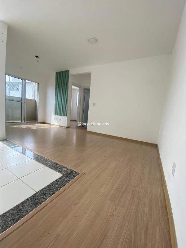 Apartamento à venda no Monte Verde: 