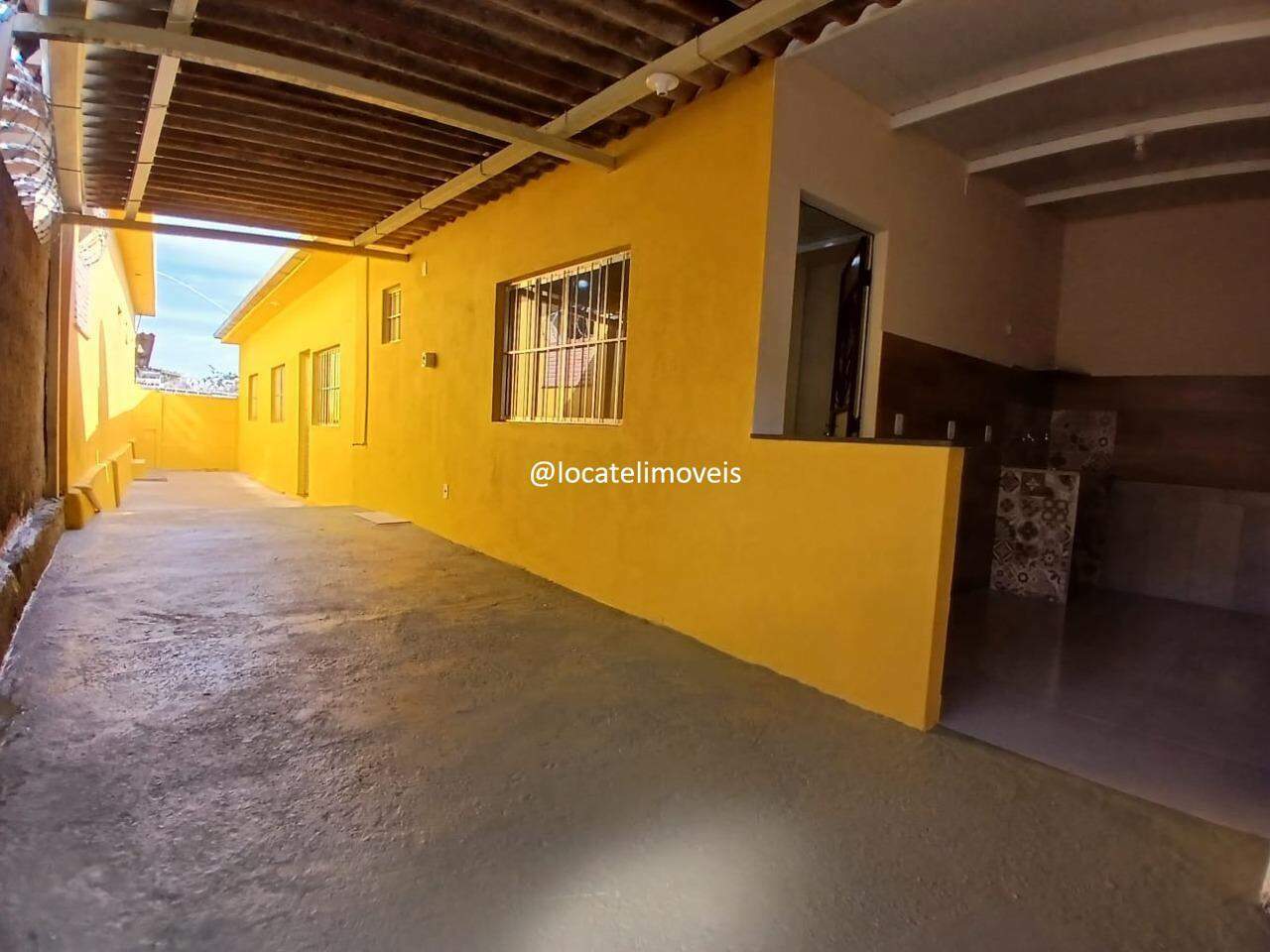 Casa para aluguel no Flávio de Oliveira: 