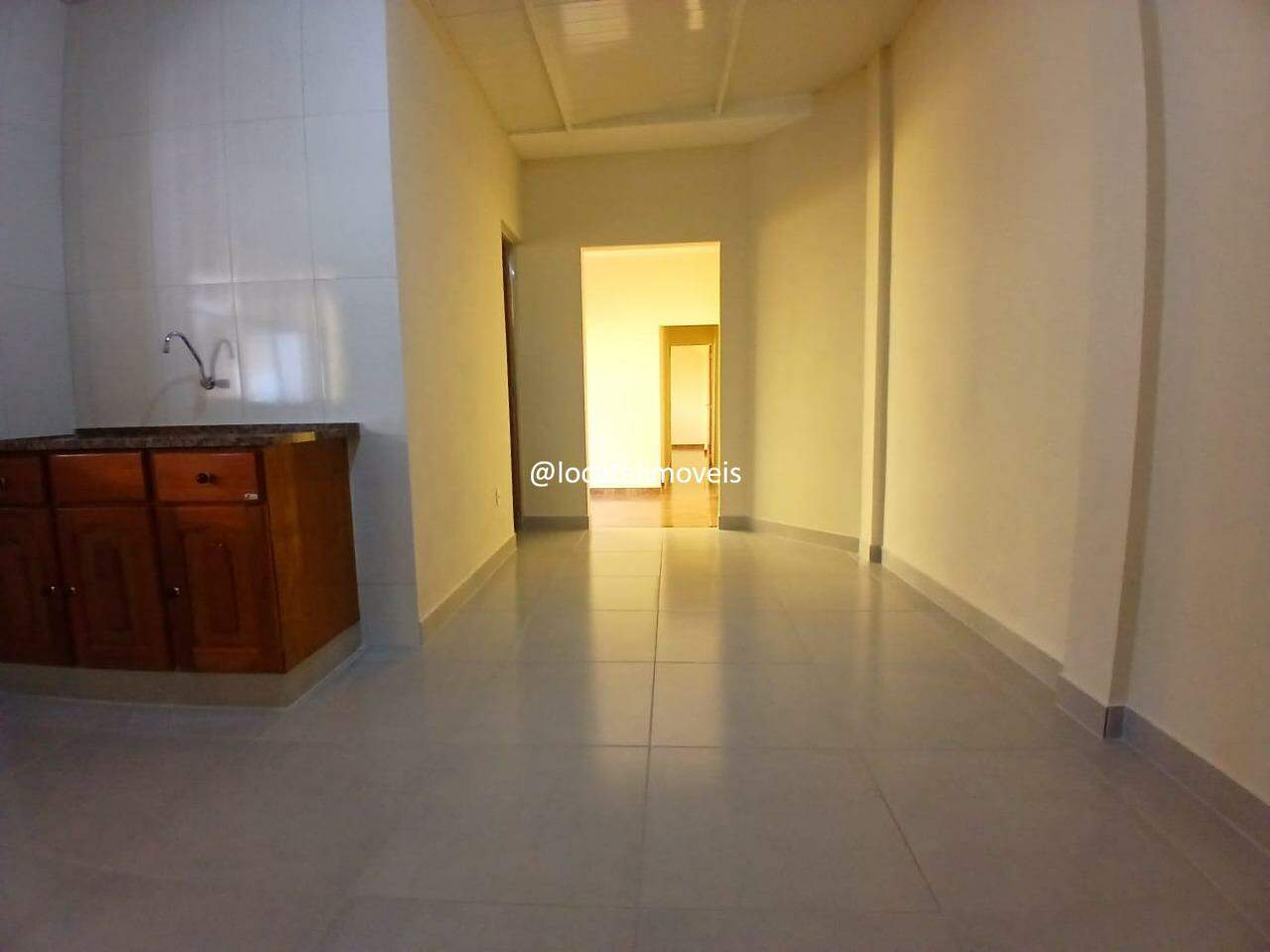 Casa para aluguel no Flávio de Oliveira: 