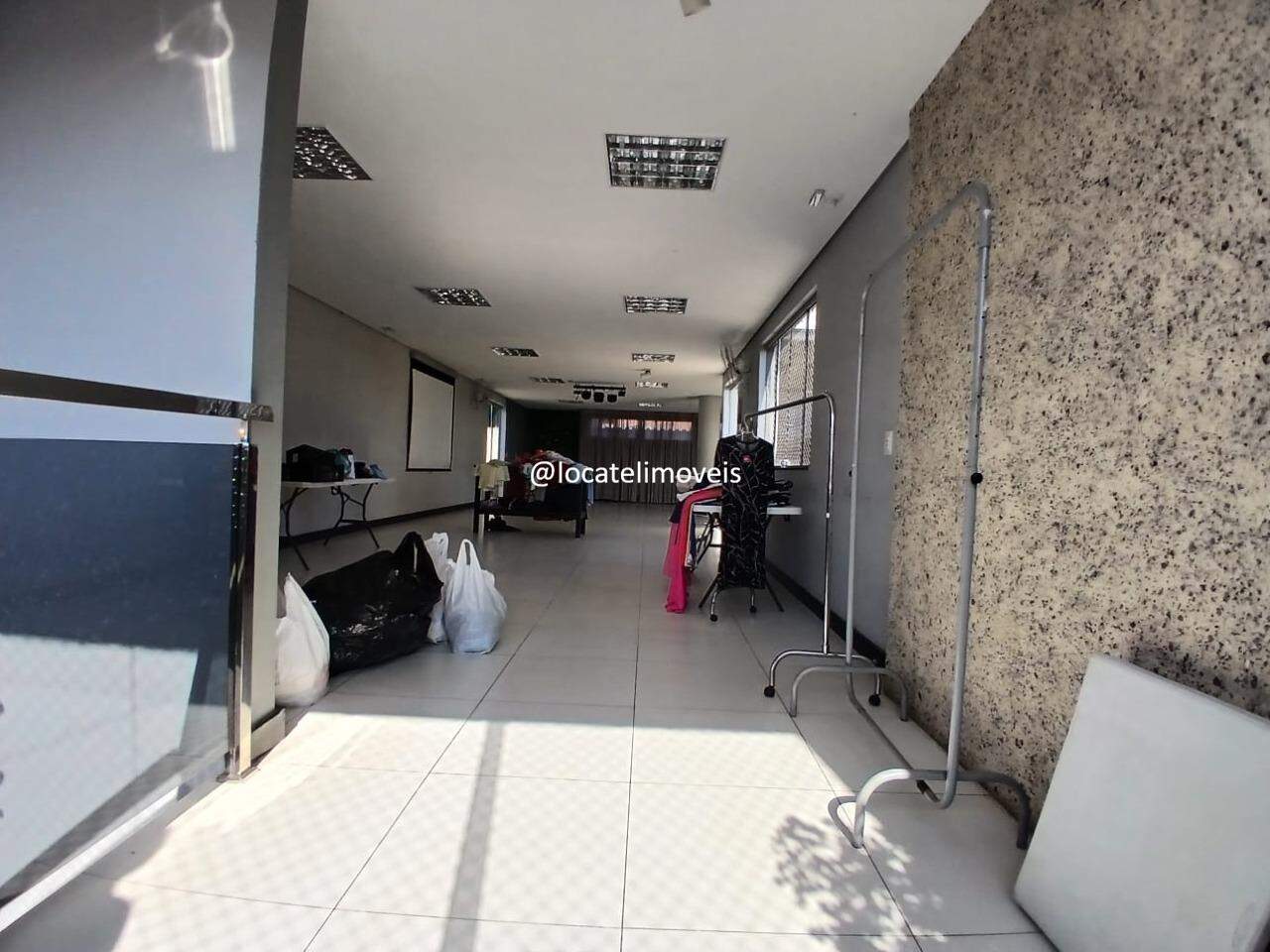 Salão para aluguel no Araguaia: 