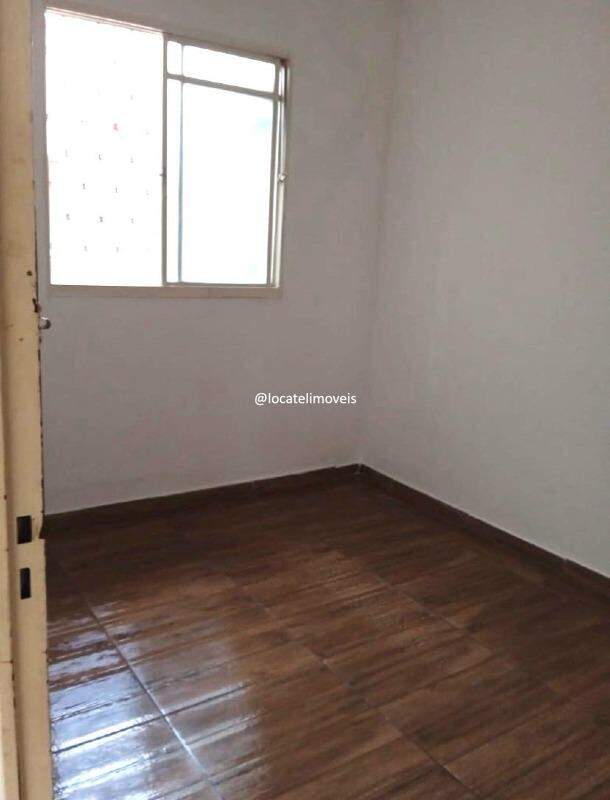 Casa geminada à venda no Bonsucesso: 