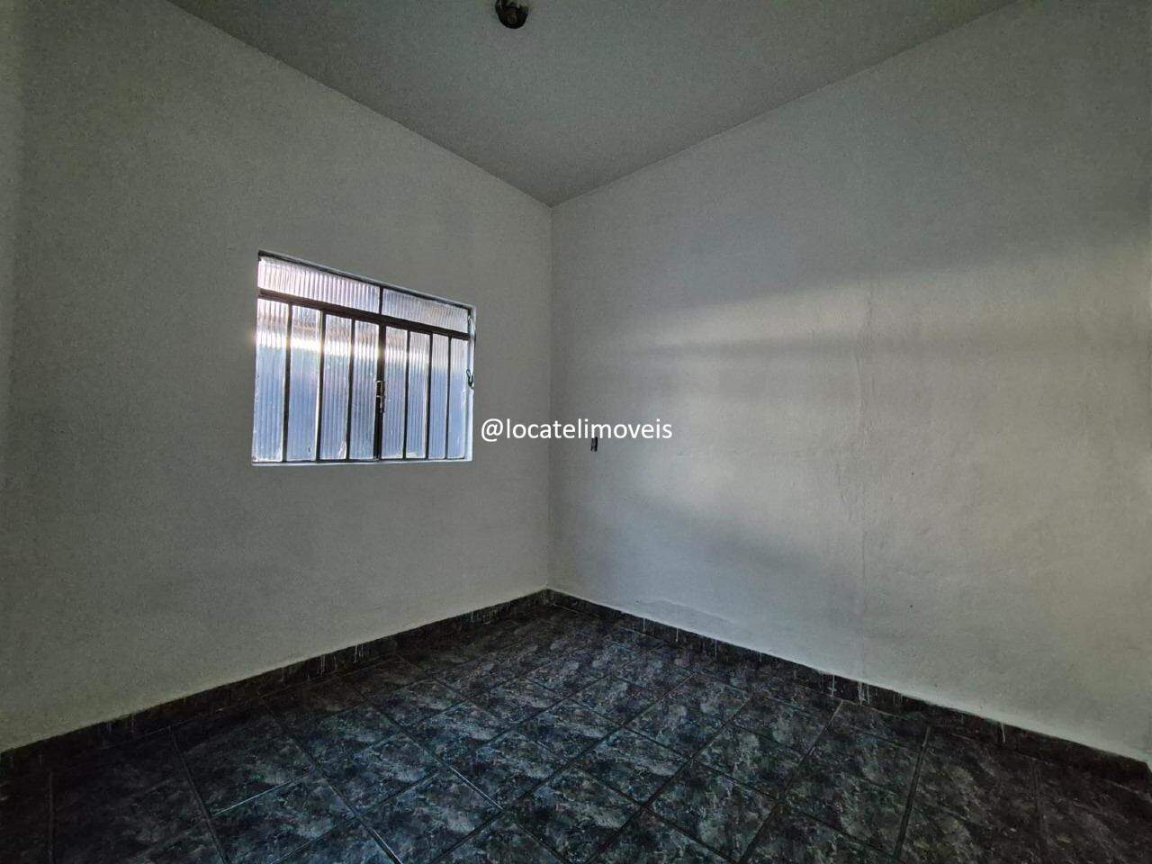 [tipoImovel] [finalidade] no bairro [bairro]: quarto fundos foto 2