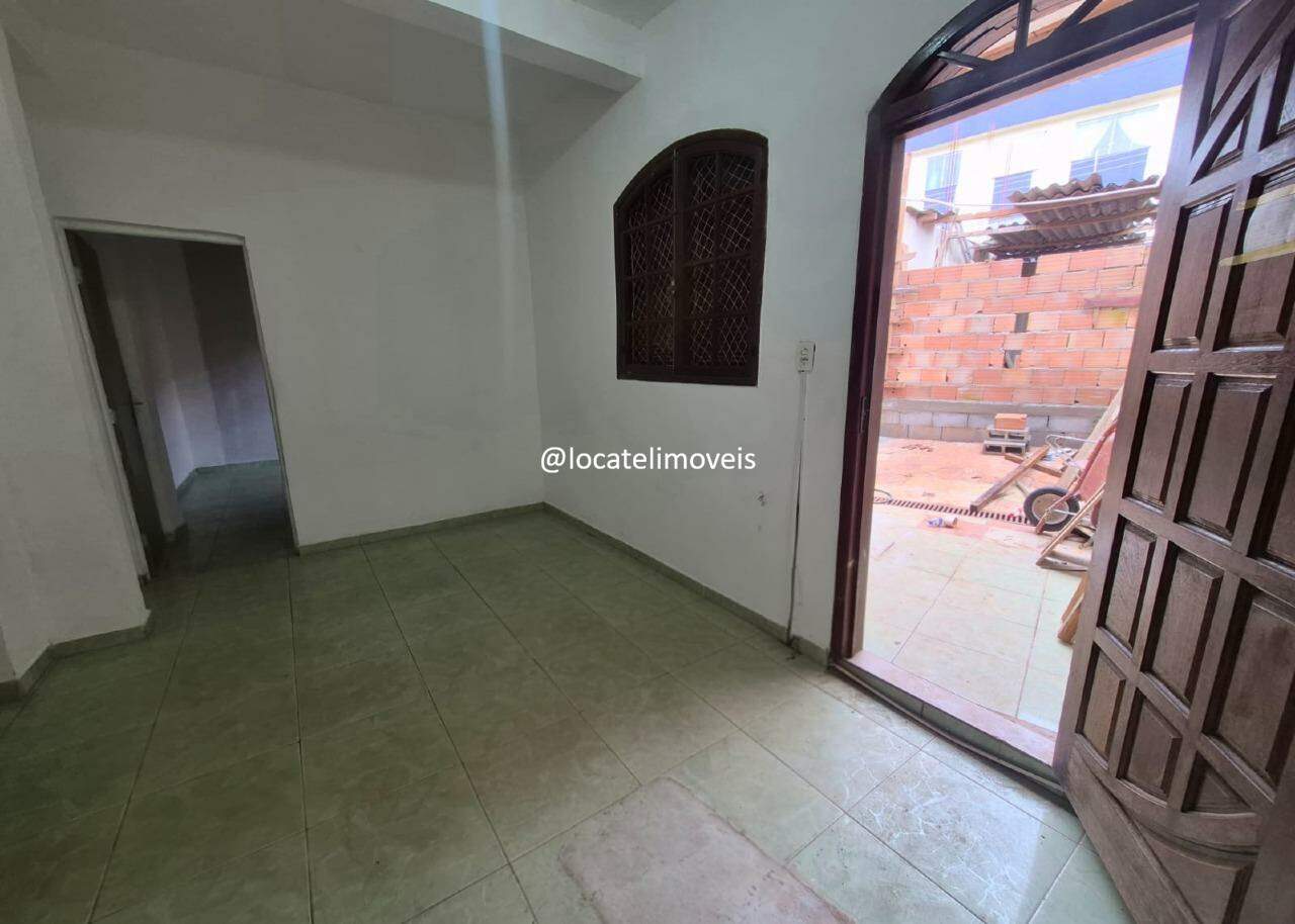 [tipoImovel] [finalidade] no bairro [bairro]: 
