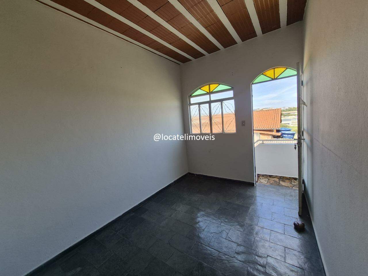 [tipoImovel] [finalidade] no bairro [bairro]: 