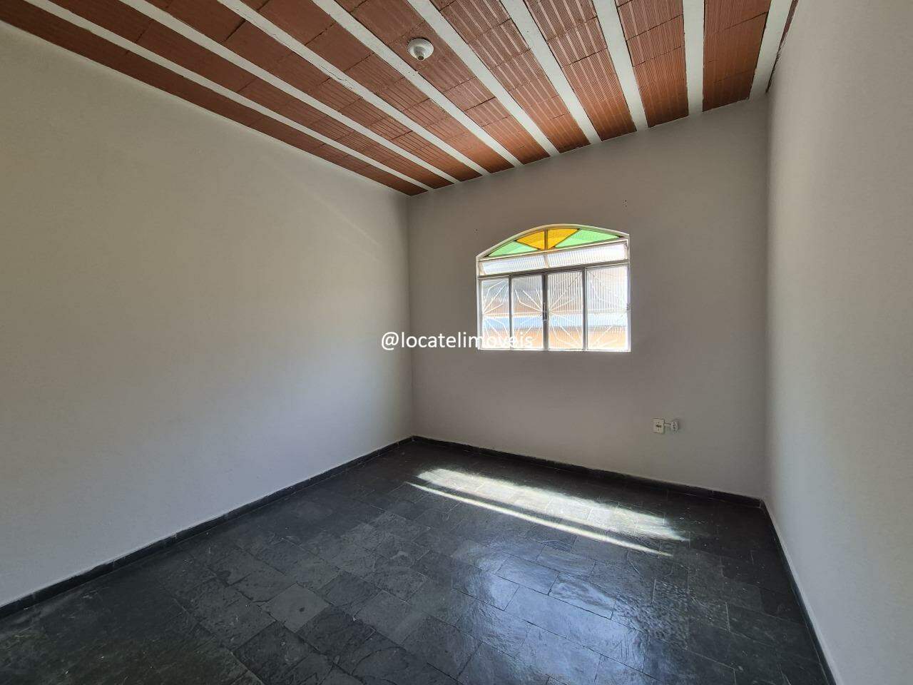 [tipoImovel] [finalidade] no bairro [bairro]: 